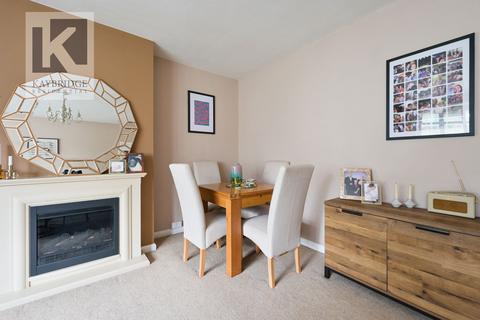 8, Grange Mansions Kingston Road, Epsom, KT17 2AD