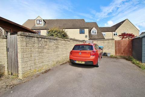 81 Barrington Close, Witney, OX28 5FJ