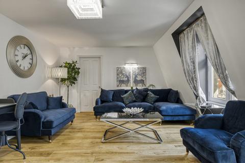 2 bedroom flat to rent, Maddox Street, London W1S