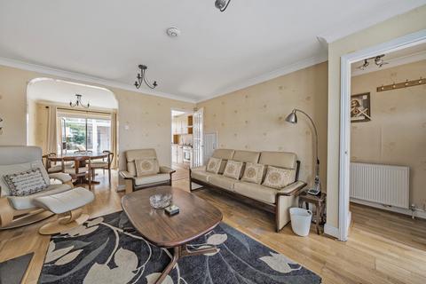 40 Austral Close, Sidcup, DA15 7LE