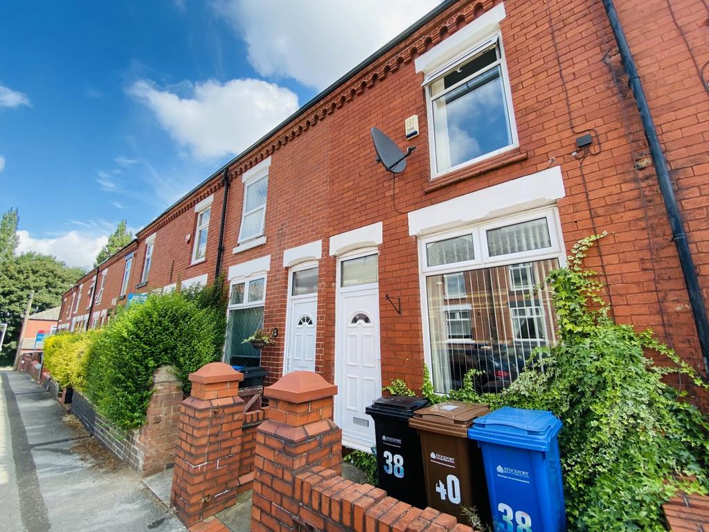 Cunliffe Street, Stockport, Cheshire... 2 bed terraced house - £975 pcm ...