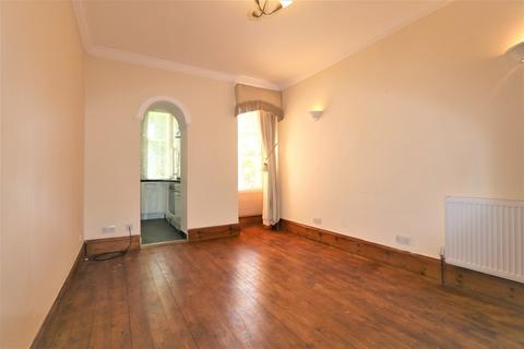 2 bedroom flat to rent, Clarence Drive, Glasgow, G12