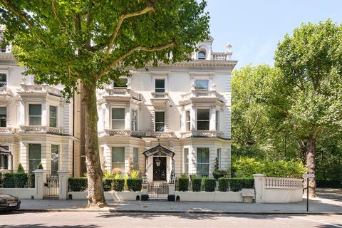 4 bedroom apartment for sale, Holland Park, Holland Park, London, W11