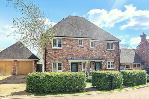 3 bedroom semi-detached house for sale, Ibis Close, Ardingly, RH17