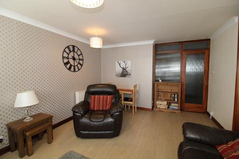 2 bedroom flat to rent, 6 Hazel Drive, West End, Dundee, DD2