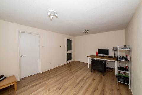 1 bedroom flat for sale, St Johns Court, Radcliffe