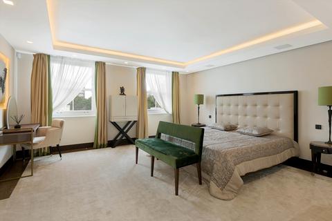 4 bedroom flat for sale, Holland Park, London, W11