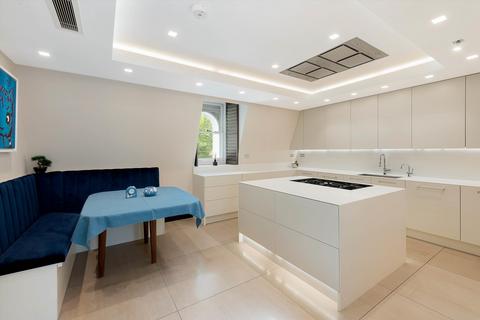 4 bedroom flat for sale, Holland Park, London, W11