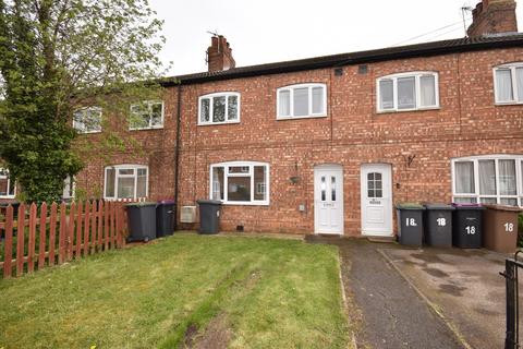 3 bedroom terraced house to rent, George Street, Sleaford, NG34