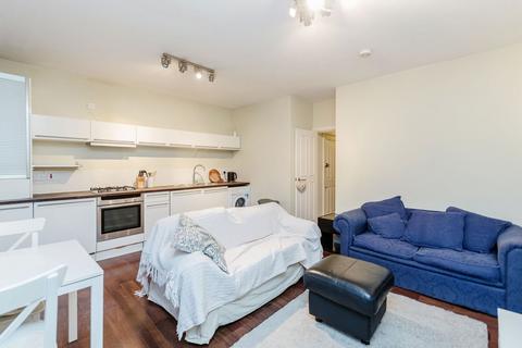 2 bedroom flat to rent, Tunstall Road, London SW9