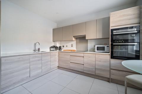 11 Cottage Walk, Godalming, GU7 1DA