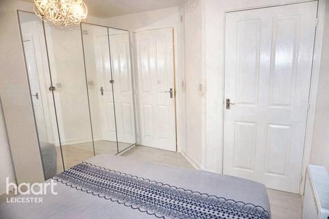 2 bedroom apartment for sale, Pavilion Close, Leicester