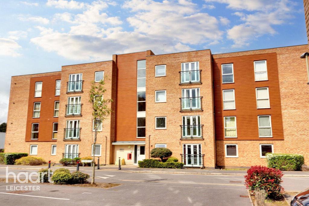 Pavilion Close, Leicester 2 bed apartment for sale £175,000