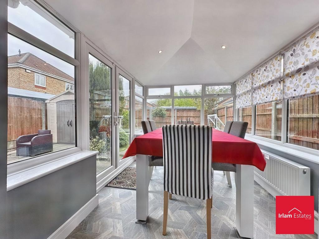 Dining area/Conservatory