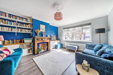 2 bedroom apartment for sale, Mill Hill NW7