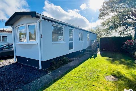 2 bedroom park home for sale, Two Bed Homeseeker Langdale Plus 40x10 The Compasses Park, Cranleigh GU6