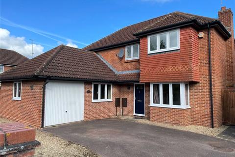 4 bedroom detached house to rent, Trent Road, Didcot, Oxfordshire, OX11