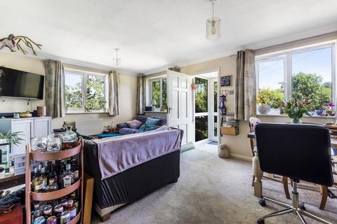 2 bedroom maisonette for sale, High Wycombe,  Buckinghamshire,  HP12