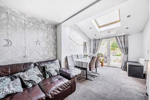 5 bedroom end of terrace house for sale, Watford, Hertfordshire WD18