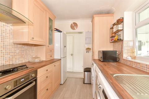 3 bedroom terraced house for sale, Coltstead, New Ash Green, Longfield, Kent