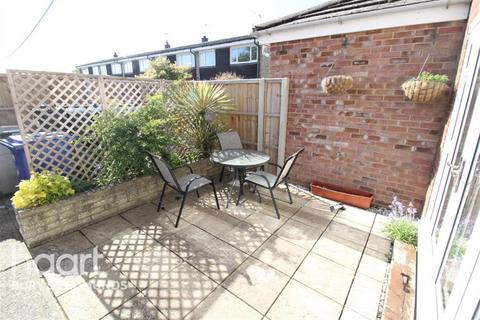 3 bedroom terraced house to rent, Brittons Crescent, Barrow
