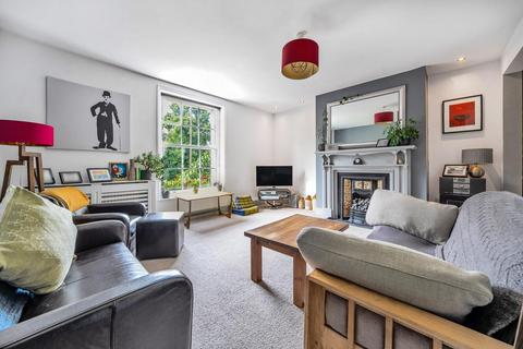 3 bedroom flat for sale, Shooters Hill Road, Blackheath