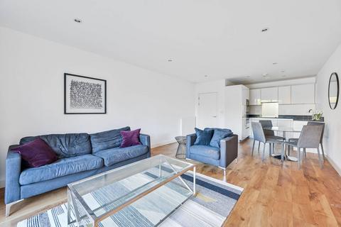 2 bedroom flat for sale, Meadowside, Kidbrooke, London, SE9