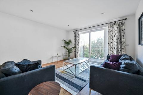 2 bedroom flat for sale, Meadowside, Kidbrooke, London, SE9