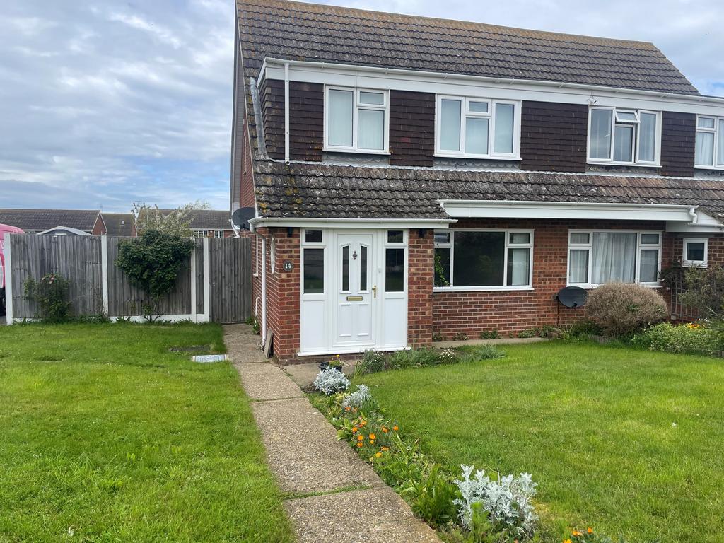 Nightingale Avenue, Whitstable 3 bed end of terrace house £1,550 pcm