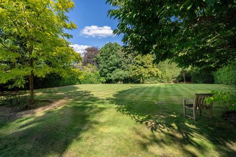 undefined, Manor Way, Beckenham London BR3.