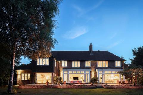 undefined, Manor Way, Beckenham London BR3.