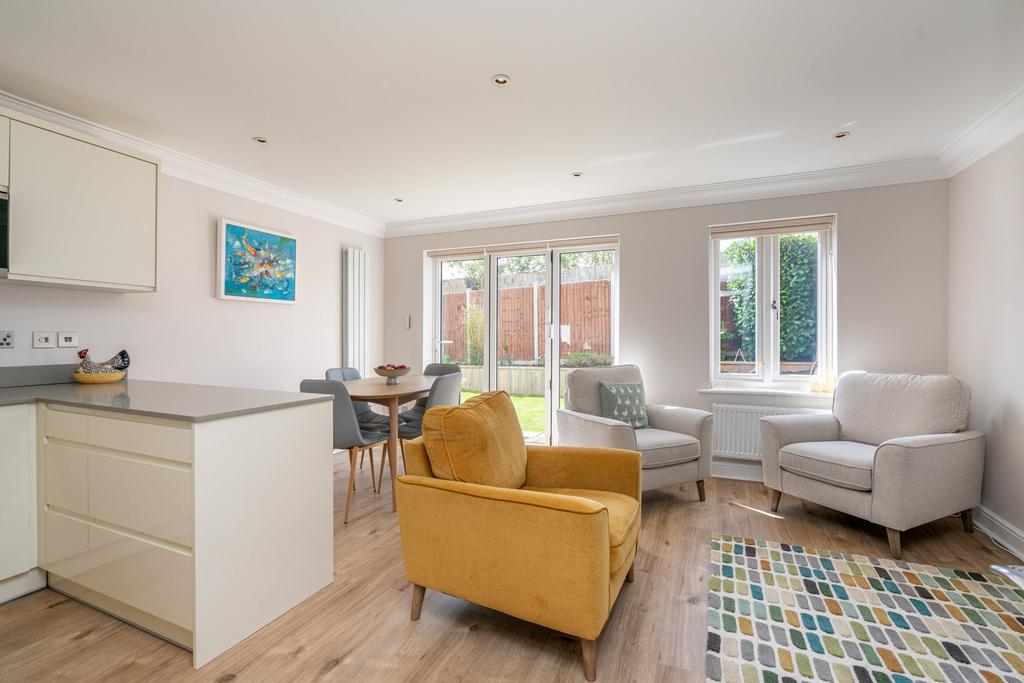 11-Halwick-Close-4039