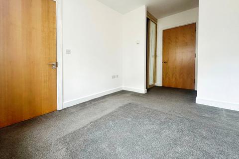 2 bedroom flat for sale, Nell Lane, West Didsbury, Manchester, M20