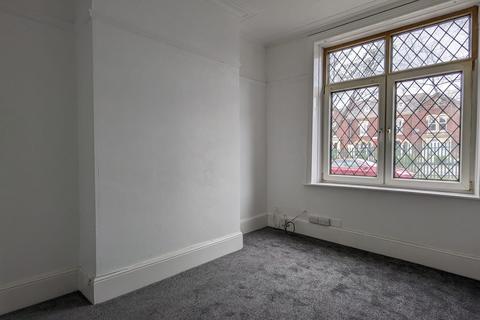 2 bedroom terraced house to rent, Chamber Road, Oldham, OL8