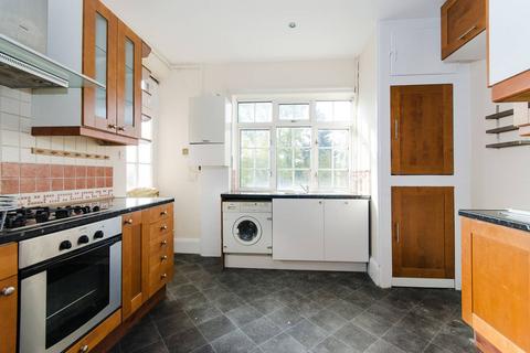 2 bedroom flat to rent, Cecil Park, Pinner, HA5