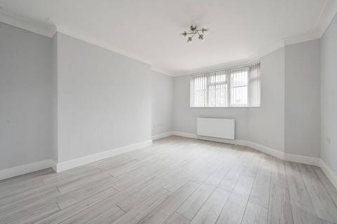 2 bedroom flat to rent, The Vale, Acton, London, W3