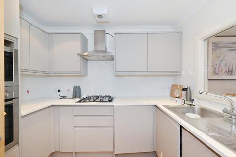 1 bedroom apartment to rent, Dunbar Wharf Narrow St E14