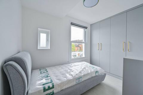 5 bedroom maisonette to rent, Hartfield Road, Wimbledon, London, SW19
