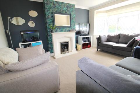 5 bedroom semi-detached house for sale, Esdaile Gardens, Upminster RM14