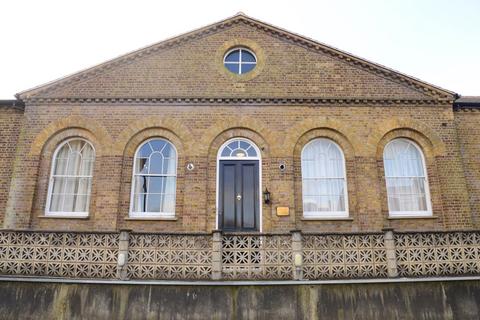 Flat 18, Greenhill Court Greenhill Terrace, London, SE18 4BS