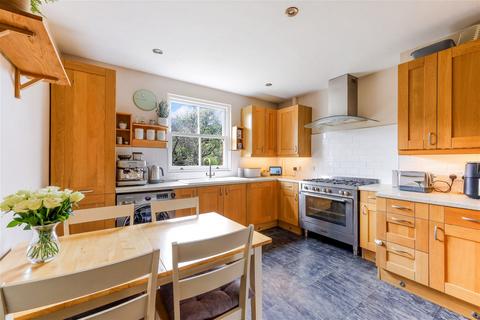 3 bedroom maisonette for sale, Chart Lane, Reigate RH2