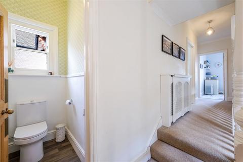 3 bedroom maisonette for sale, Chart Lane, Reigate RH2