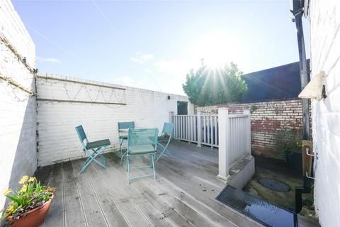 4 bedroom terraced house for sale, Normanton Terrace, Arthurs Hill, Newcastle Upon Tyne, NE4
