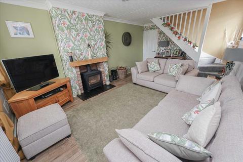 2 bedroom semi-detached house for sale, Saxilby Road, Sturton By Stow