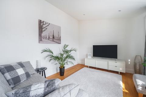 1 bedroom apartment for sale, Upper Charles Street, Camberley, Surrey, GU15