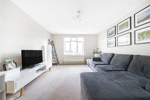 63 Buckingham Close, London, W5 1TS