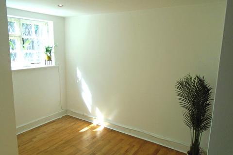 1 bedroom flat to rent, Chiswick W4