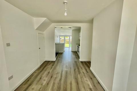 2 bedroom terraced house to rent, Harcourt Avenue, Sidcup, Kent, DA15