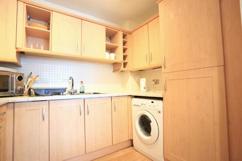 2 bedroom flat to rent, Albion Gardens, Leith, Edinburgh, EH7