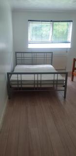 2 bedroom flat to rent, Stockwood Crescent, Luton LU1
